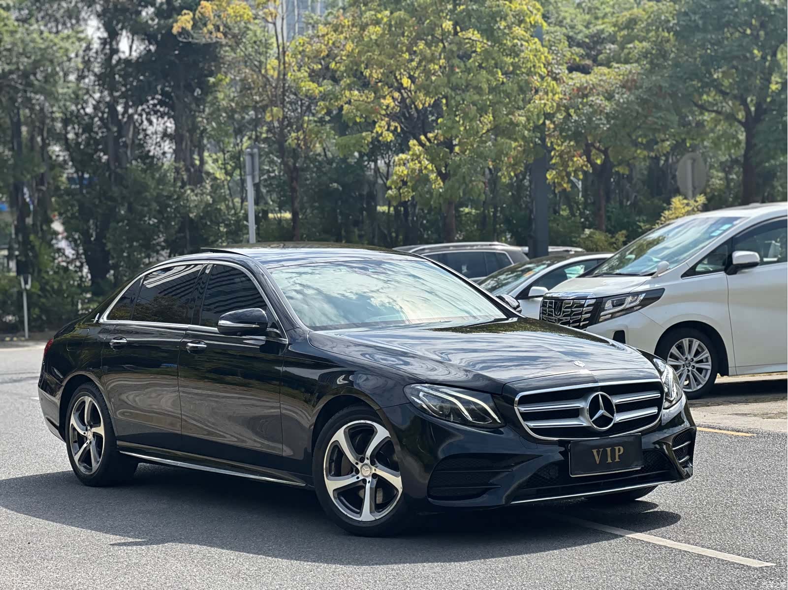 Mercedes-Benz E-Class, 2017 3