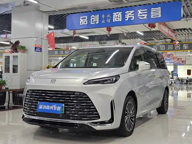 Buick GL8 PHEV 2025 — купить из Китая под заказ
