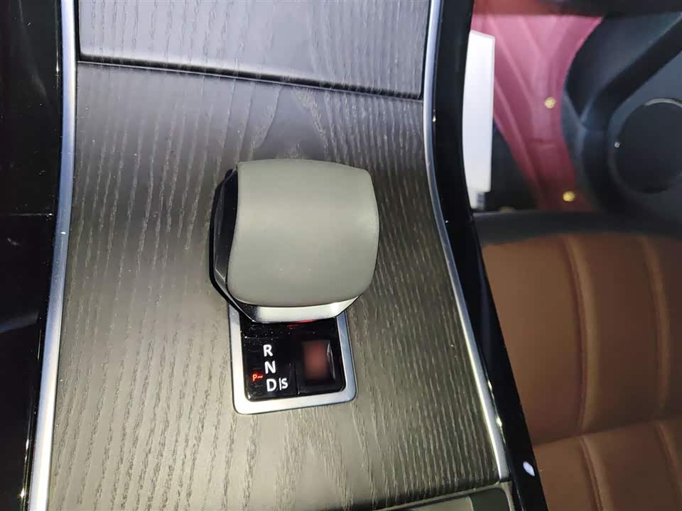 Land Rover Range Rover Aurora