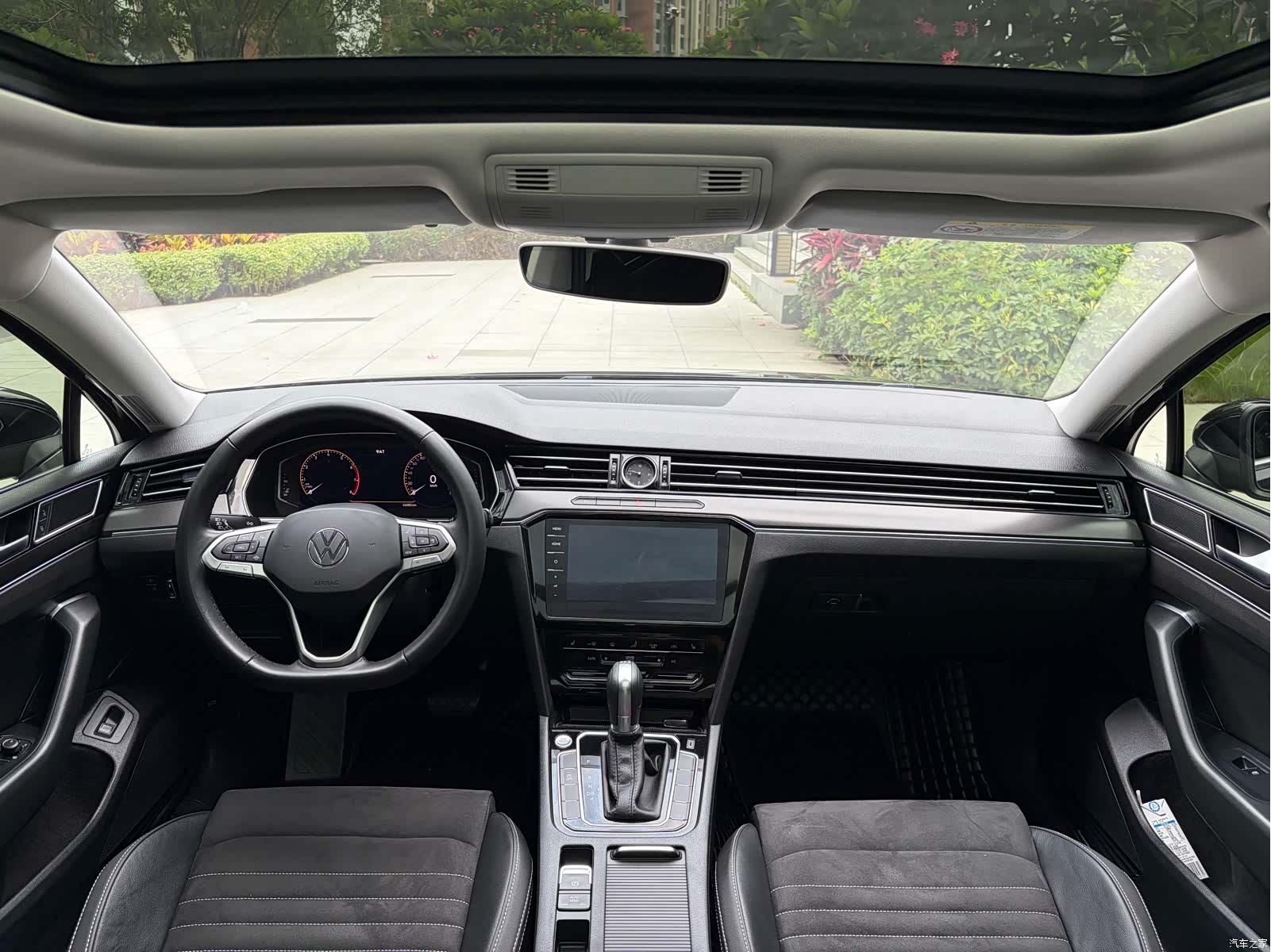 Volkswagen Magotan, 2022 15