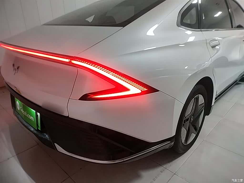 Wuling E5, 2024 8