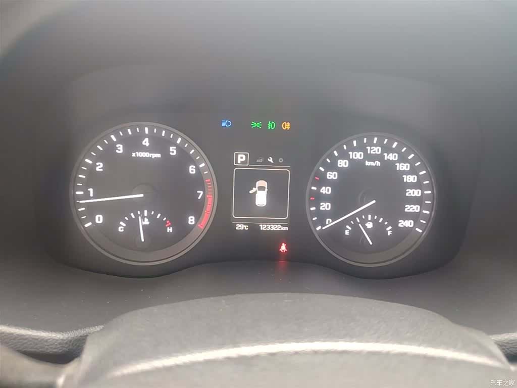 Hyundai Tucson, 2016 12