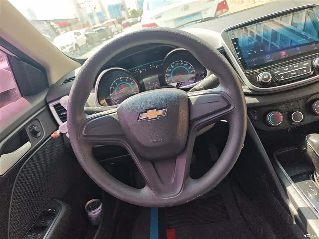 Chevrolet 320, 2018 3