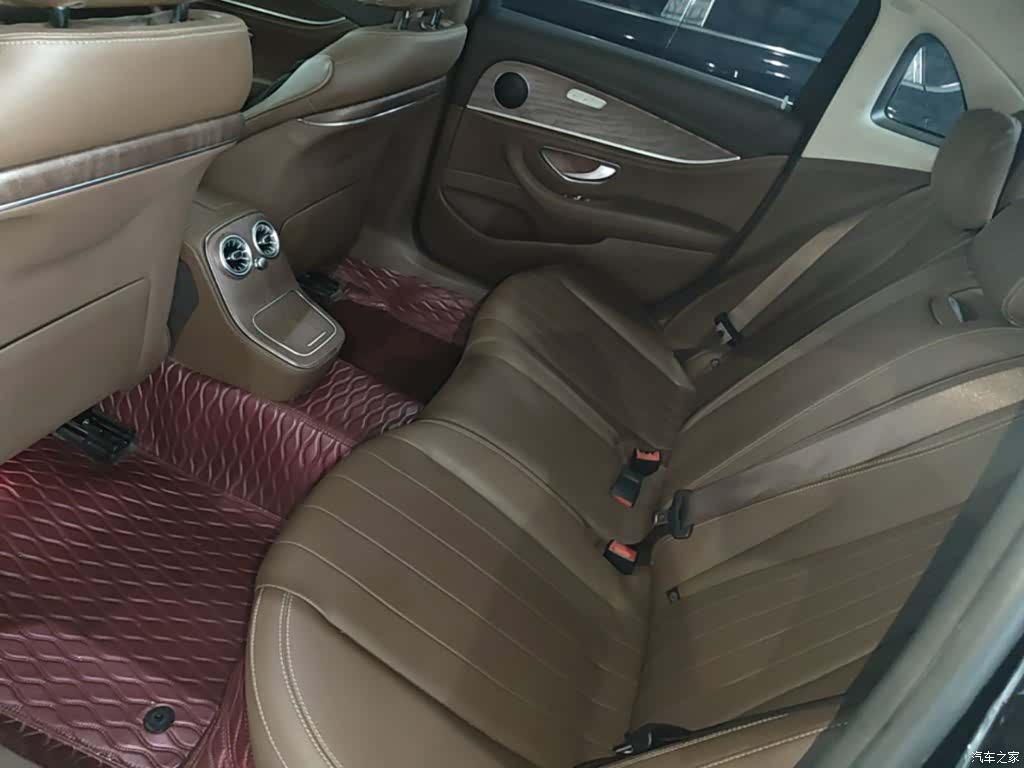 Mercedes-Benz E-Class, 2022 17