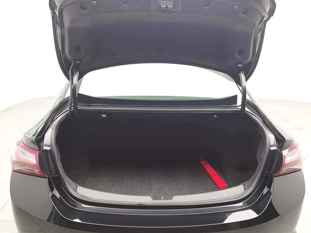 Chevrolet XL, 2019 16