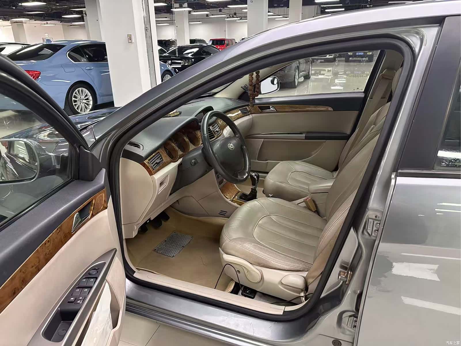 DongFeng S30, 2011 13