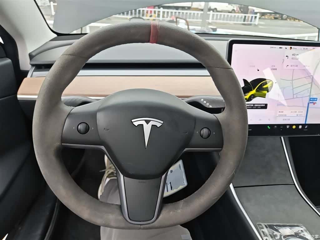 Tesla Model 3, 2019 11