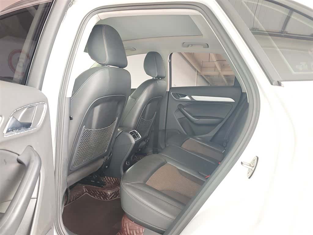 Audi Q3, 2018 9