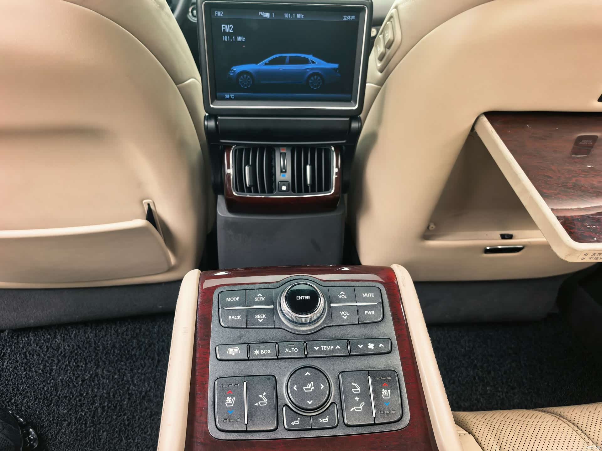 Hyundai 3.8, 2010 13