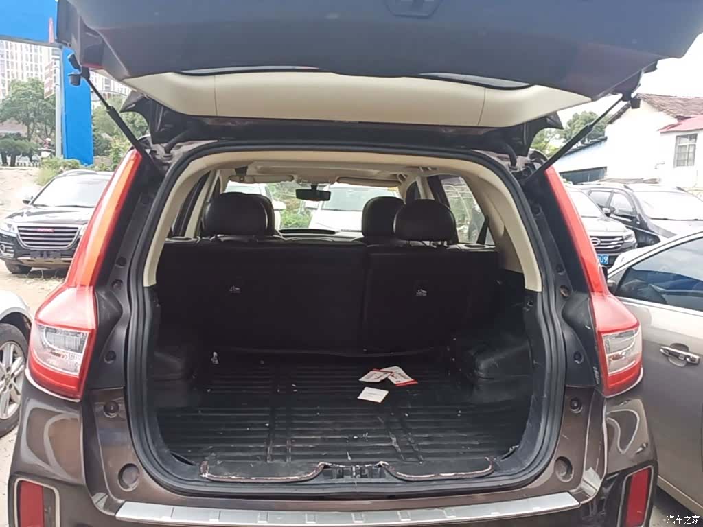 Geely X6, 2017 19