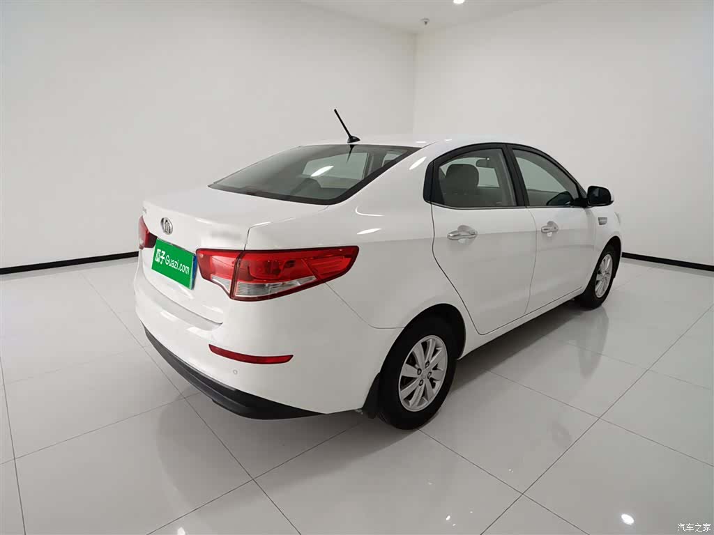 Kia K2, 2015 7