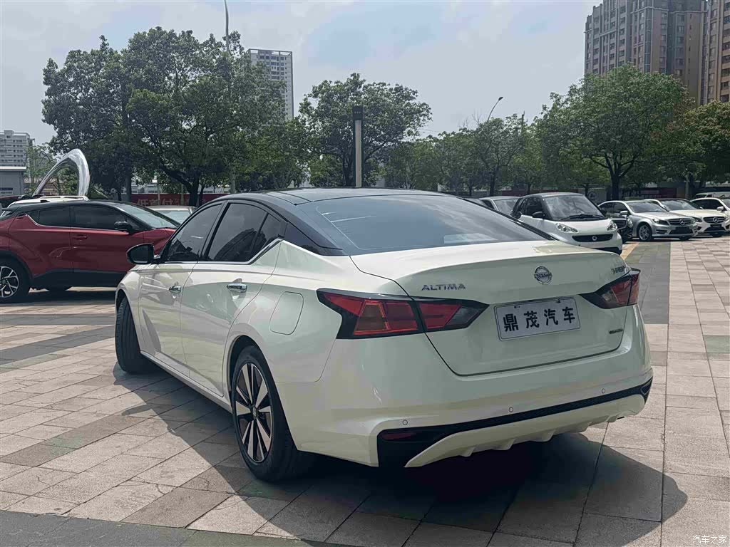 Nissan Teana, 2022 8