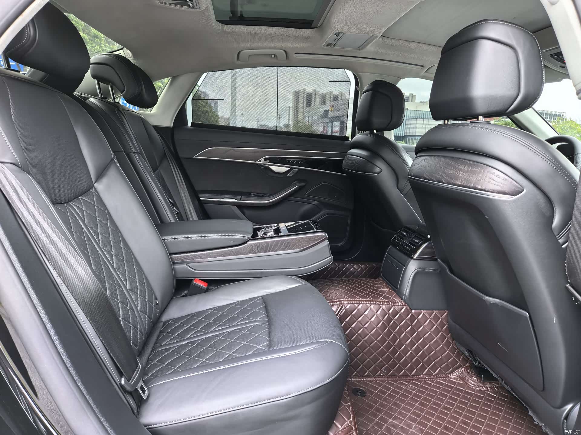 Audi A8L, 2024 11