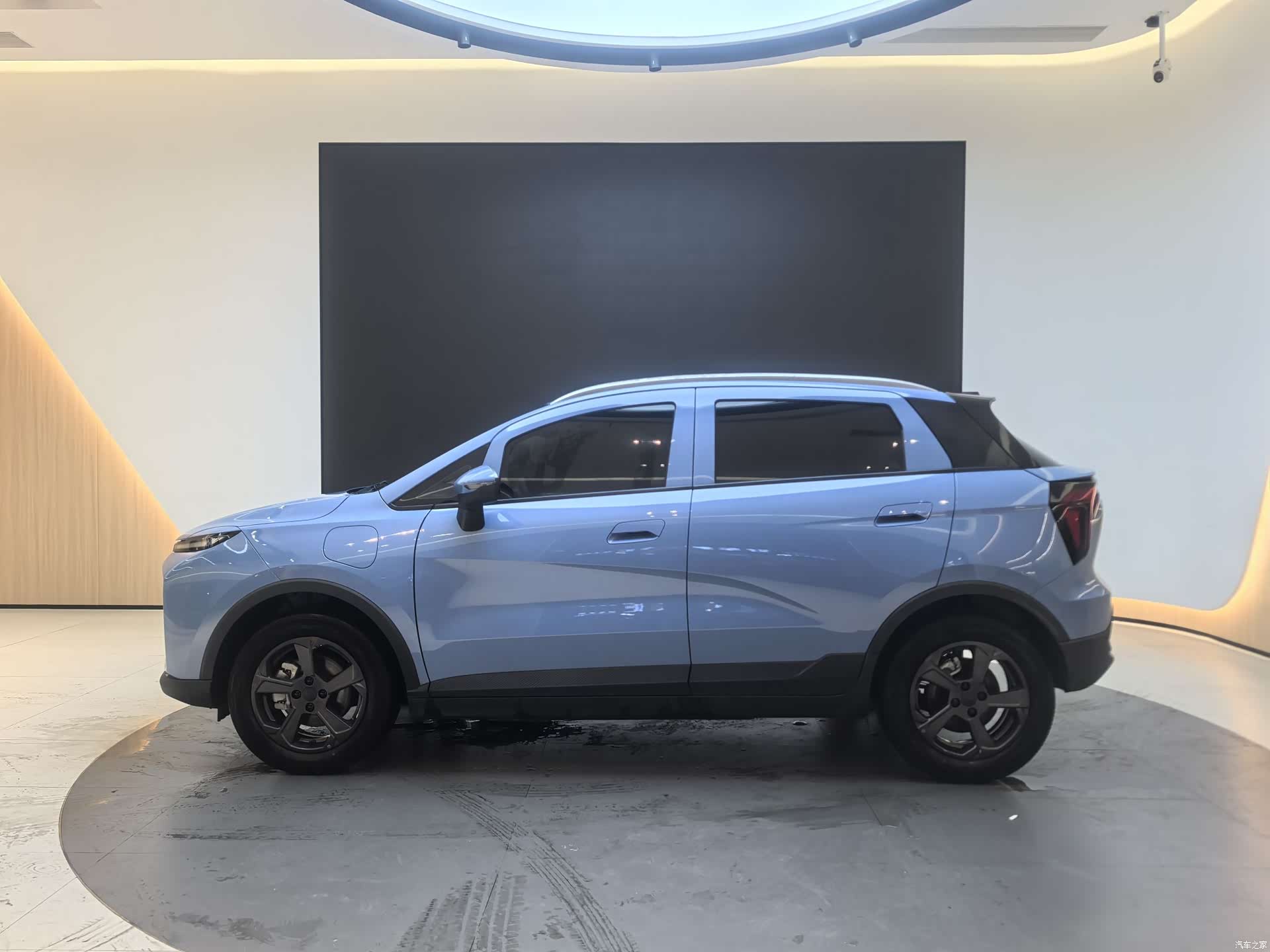 Geely E, 2023 2