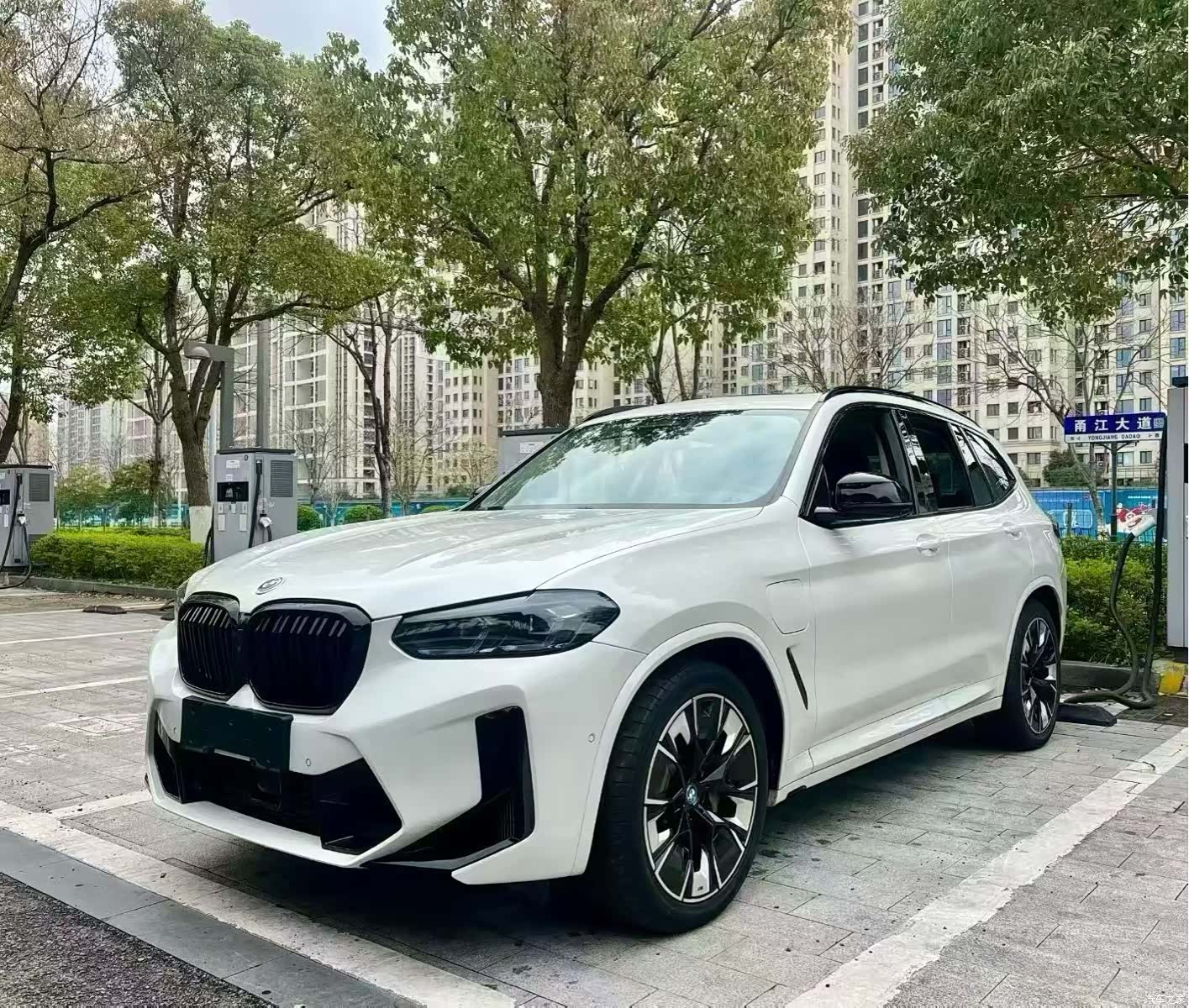 BMW iX3, 2022 10