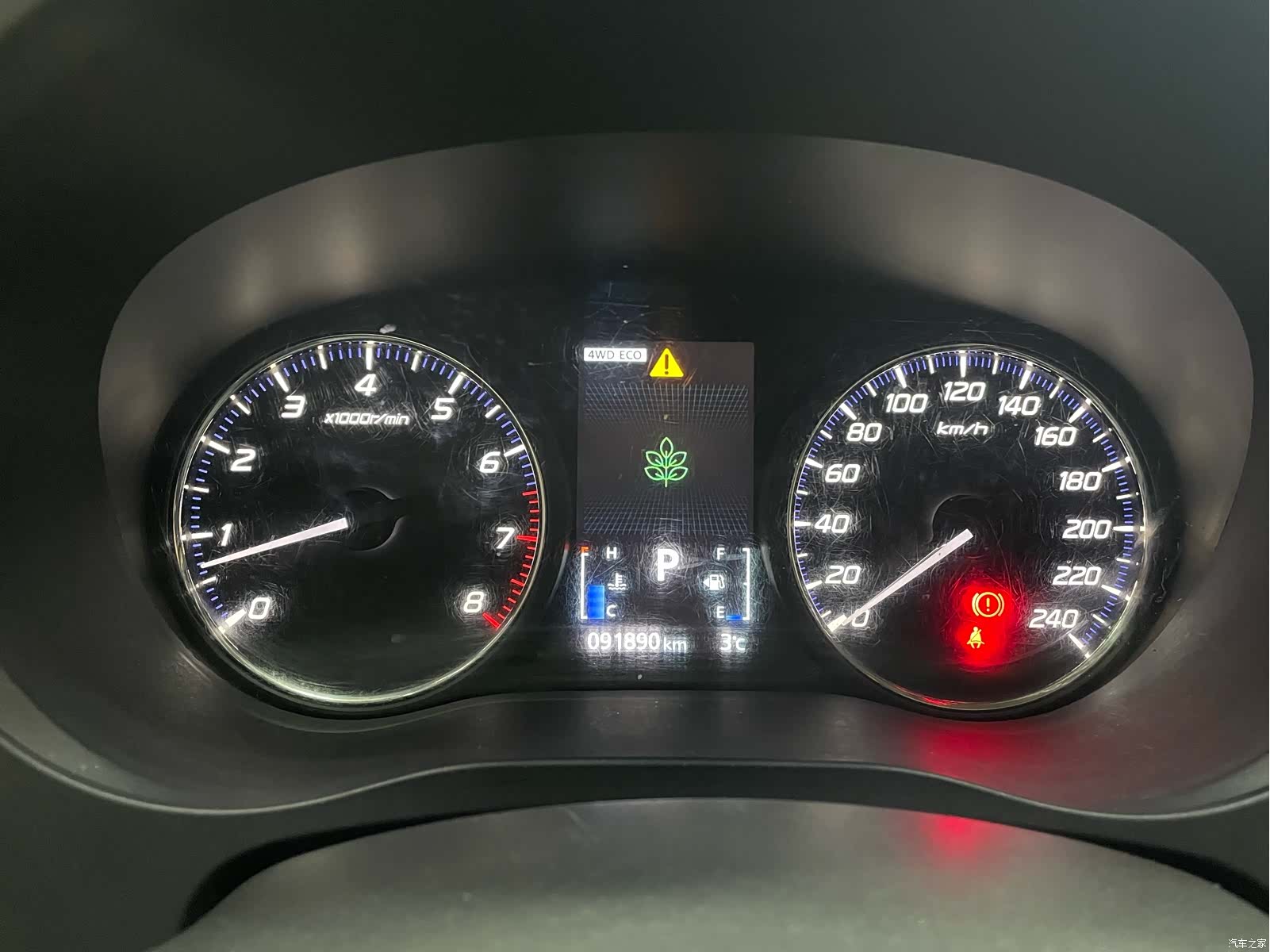 Mitsubishi Outlander, 2016 11