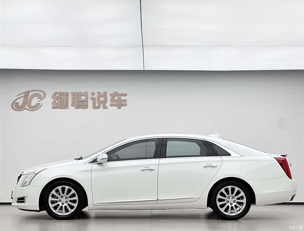 Cadillac XTS, 2017 3