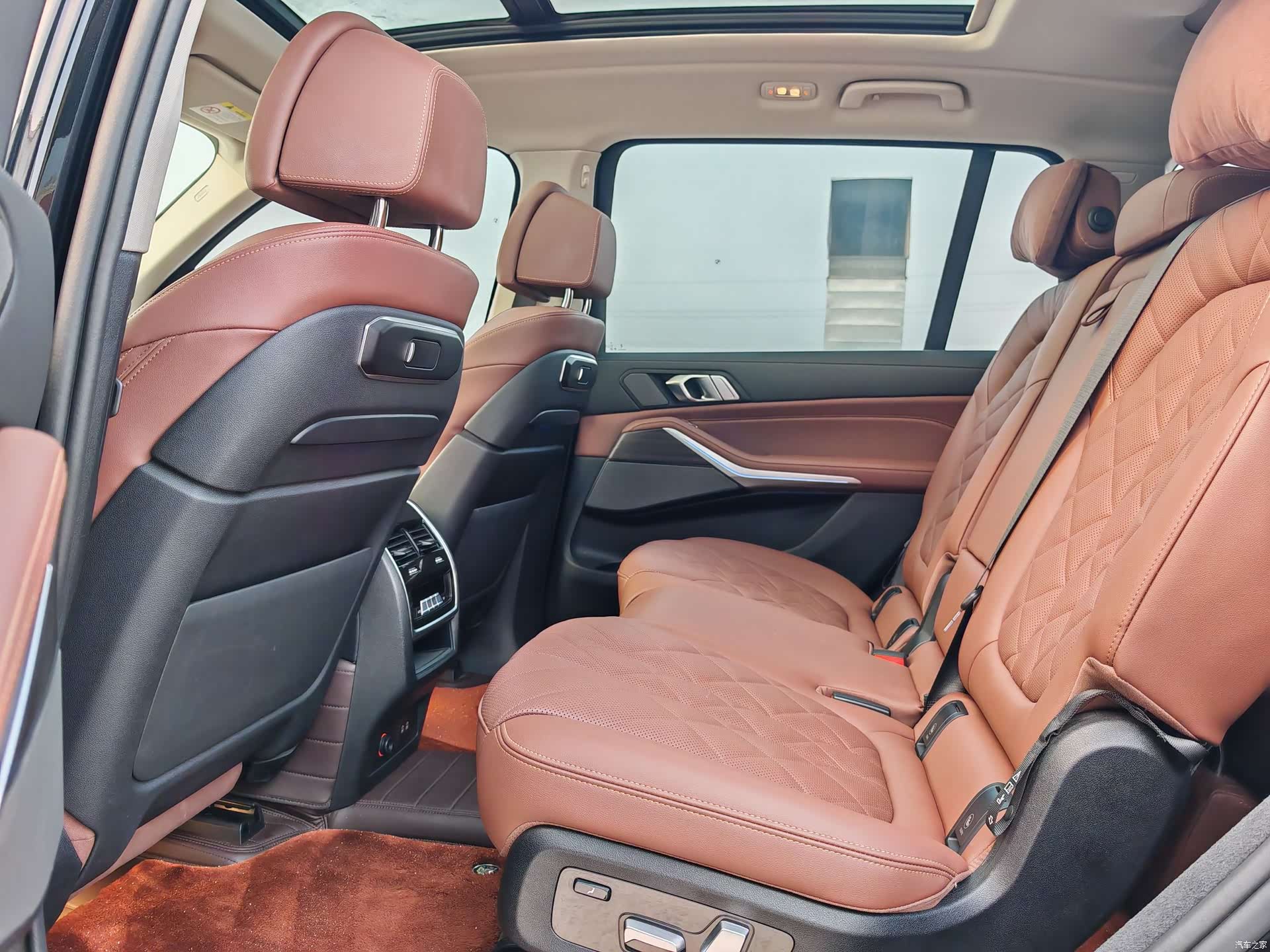 BMW X7, 2024 17