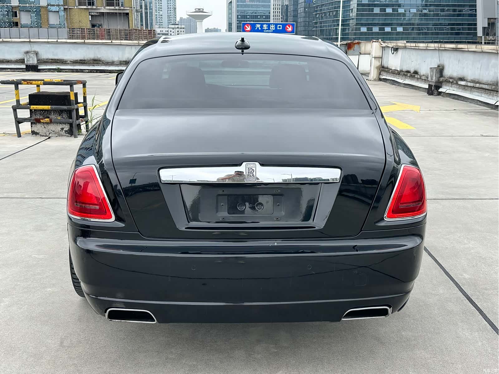 Rolls-Royce Ghost, 2011 16