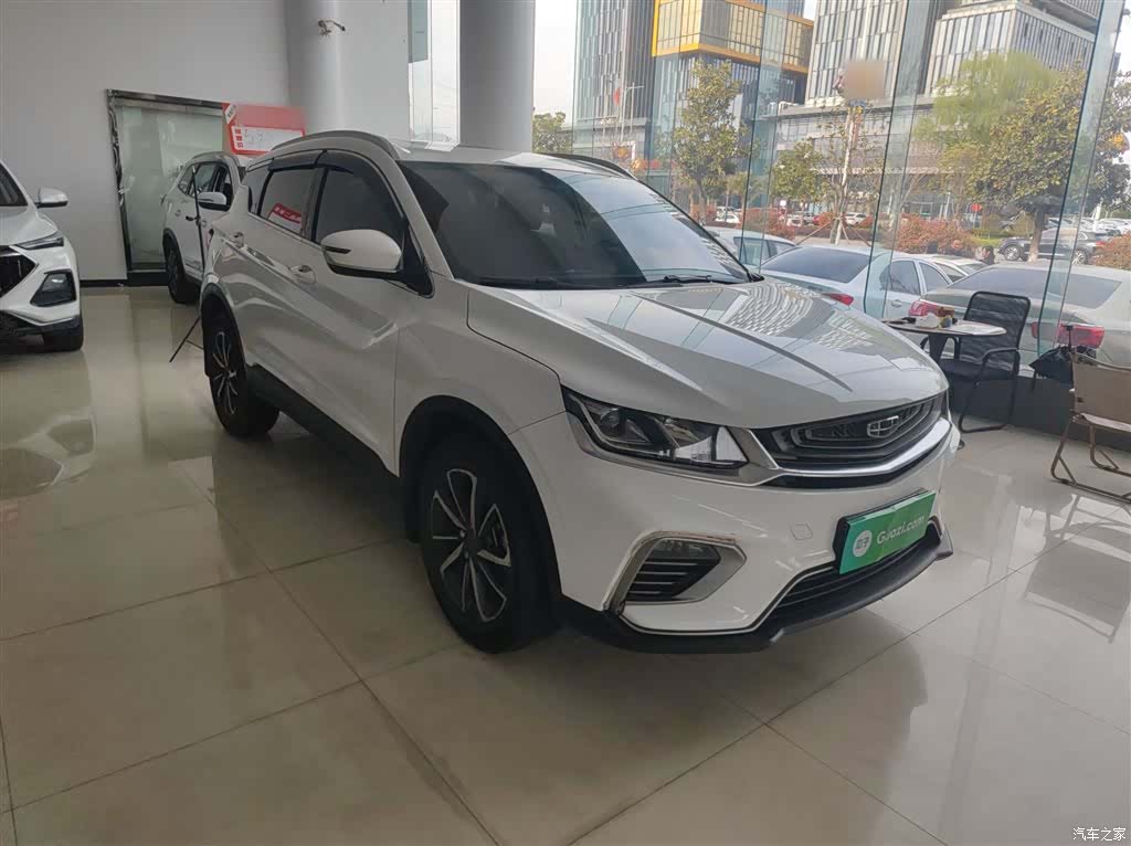 Geely Coolray, 2021 4