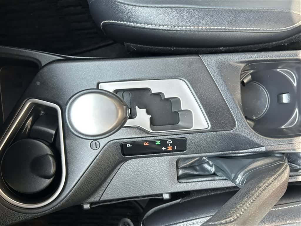 Toyota RAV4, 2018 6