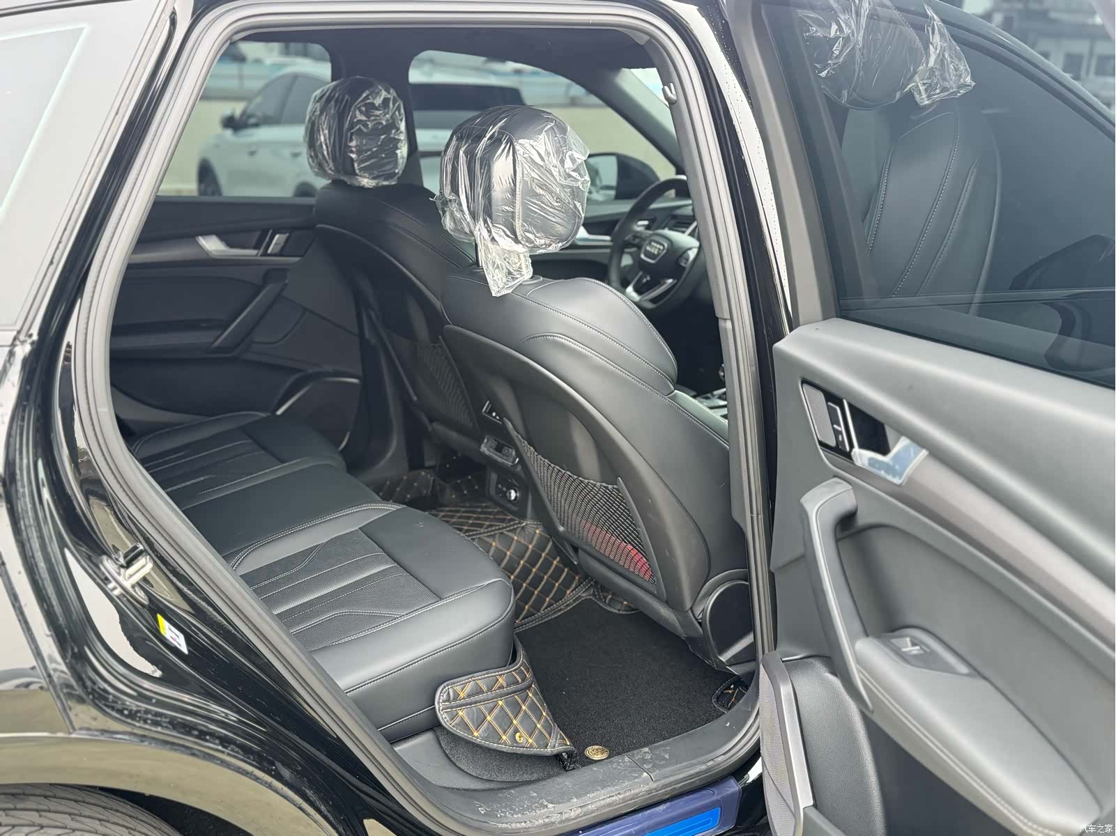 Audi Q5L, 2026 15