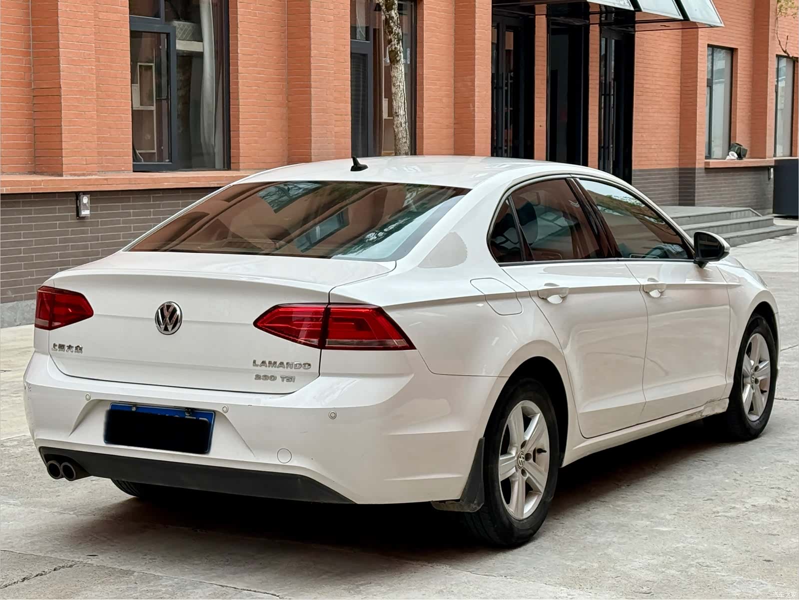 Volkswagen Lamando, 2016 все фото