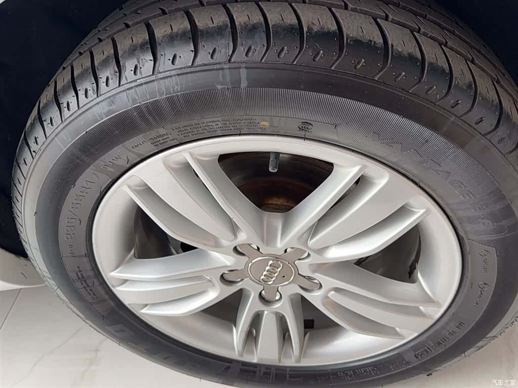 Audi Q3, 2014 18