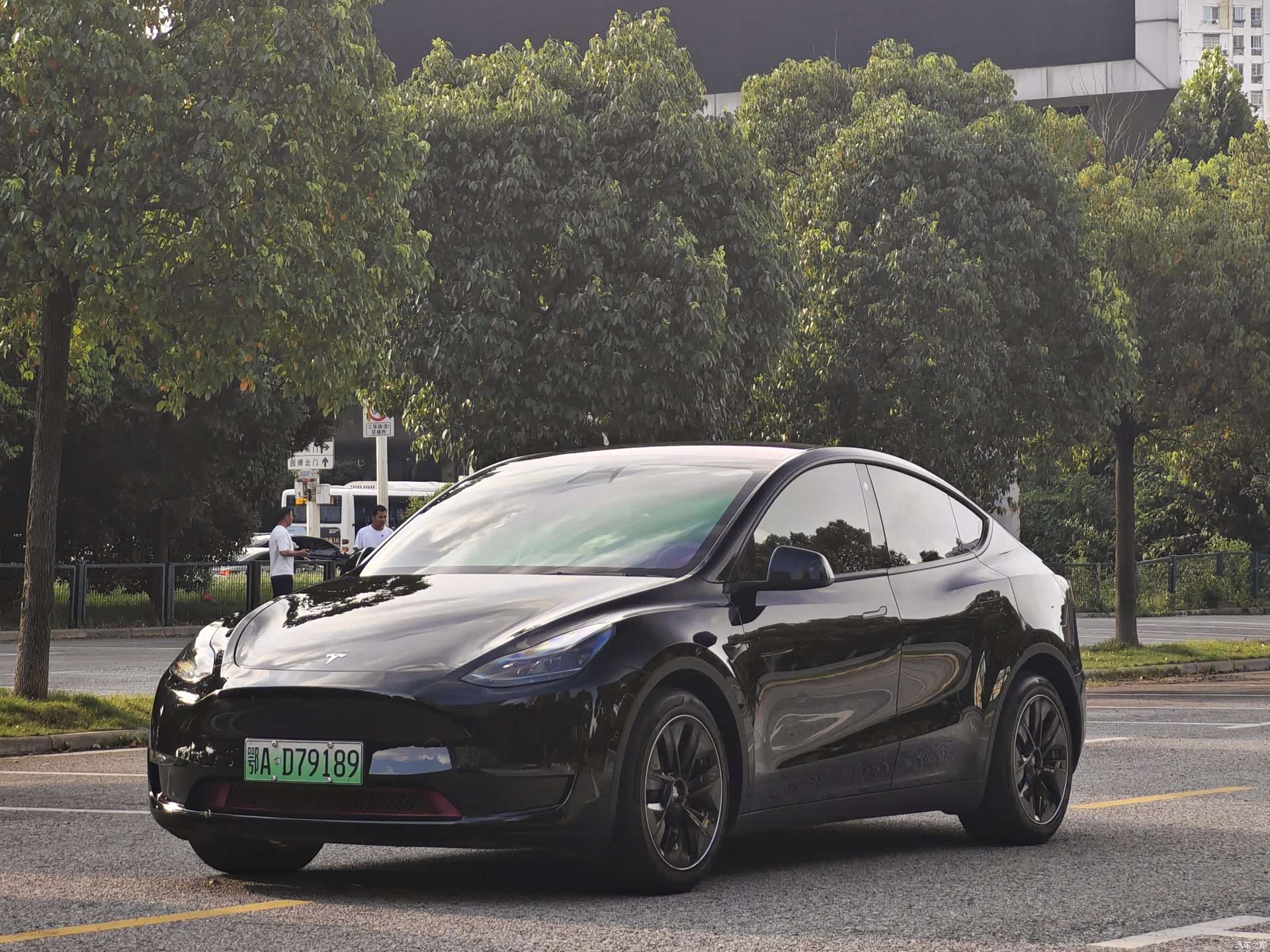 Tesla Model Y, 2021 1