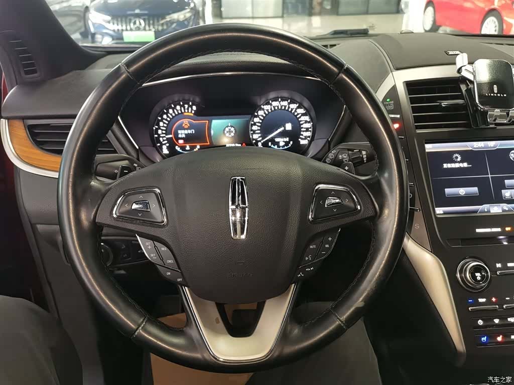 Lincoln MKC, 2016 7