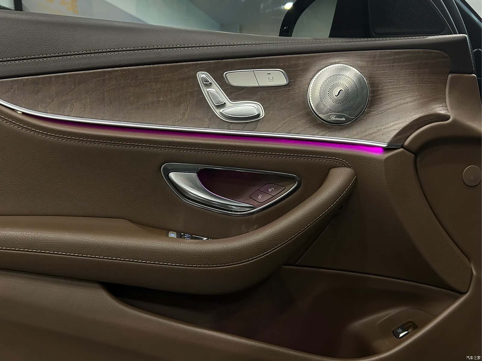 Mercedes-Benz E-Class, 2019 17