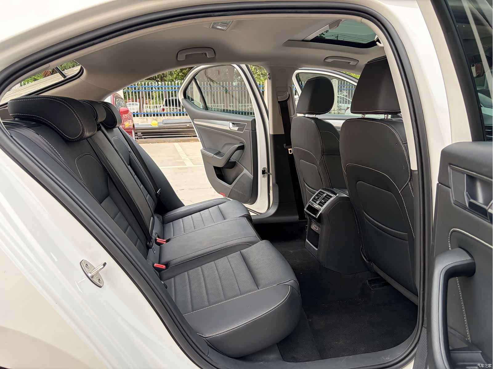 Skoda Superb, 2021 13