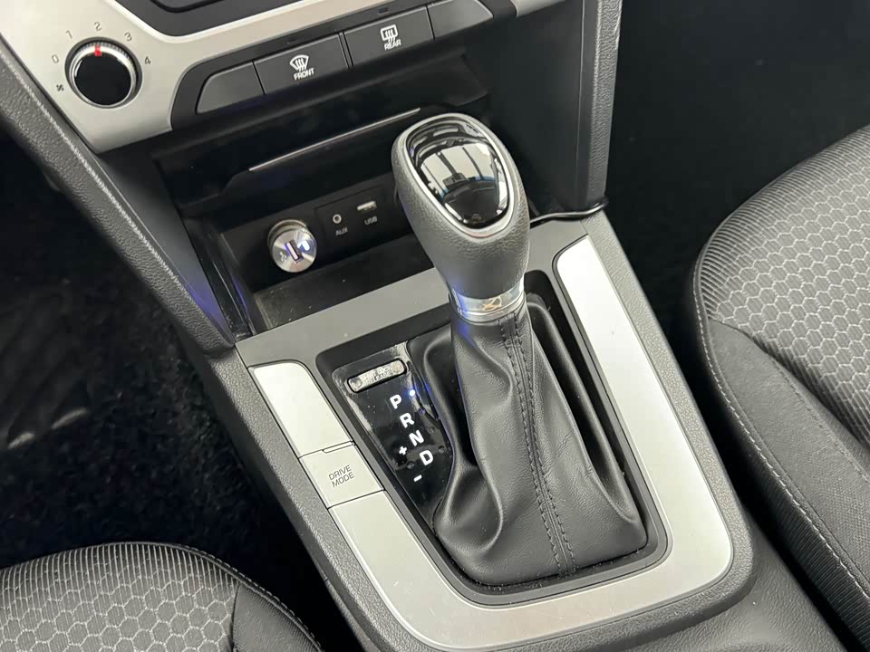 Hyundai Lead