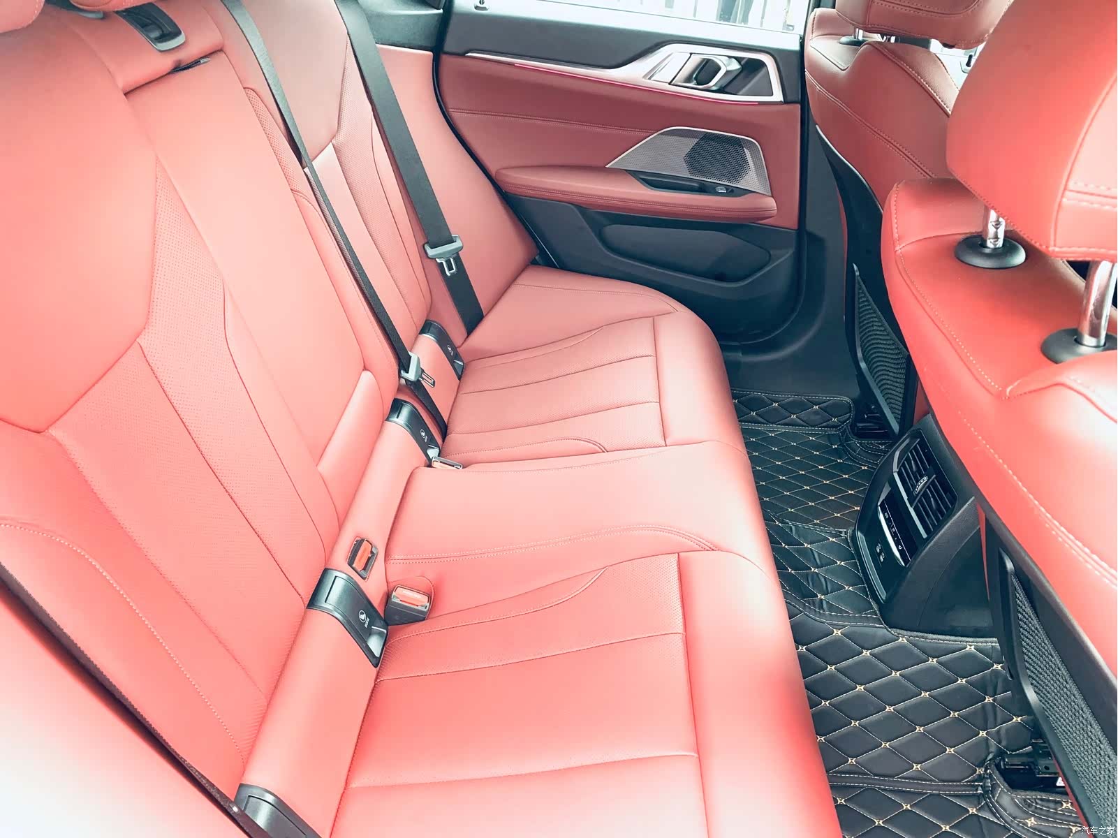 BMW 4 Series, 2024 10