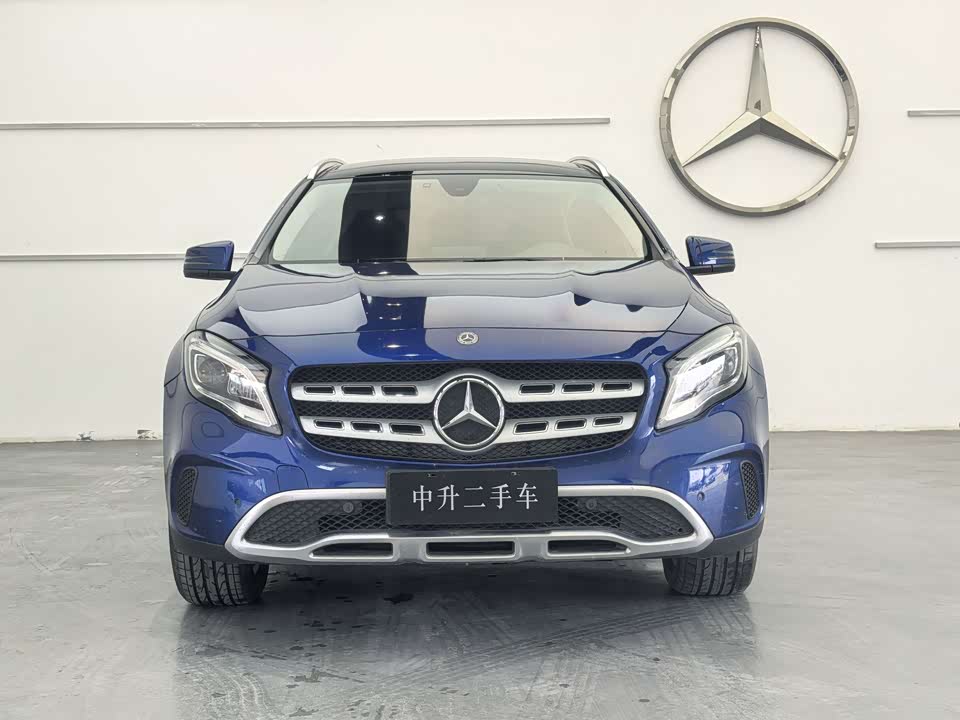 Mercedes-Benz GLA