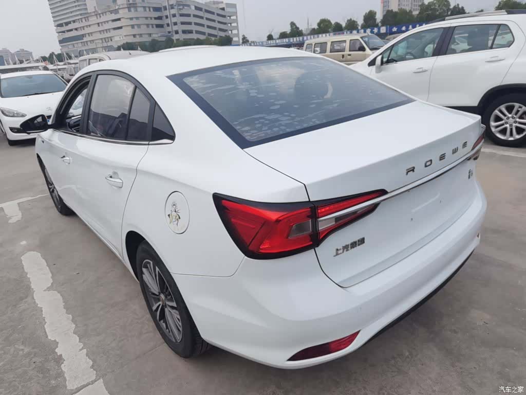 Roewe i5, 2019 23