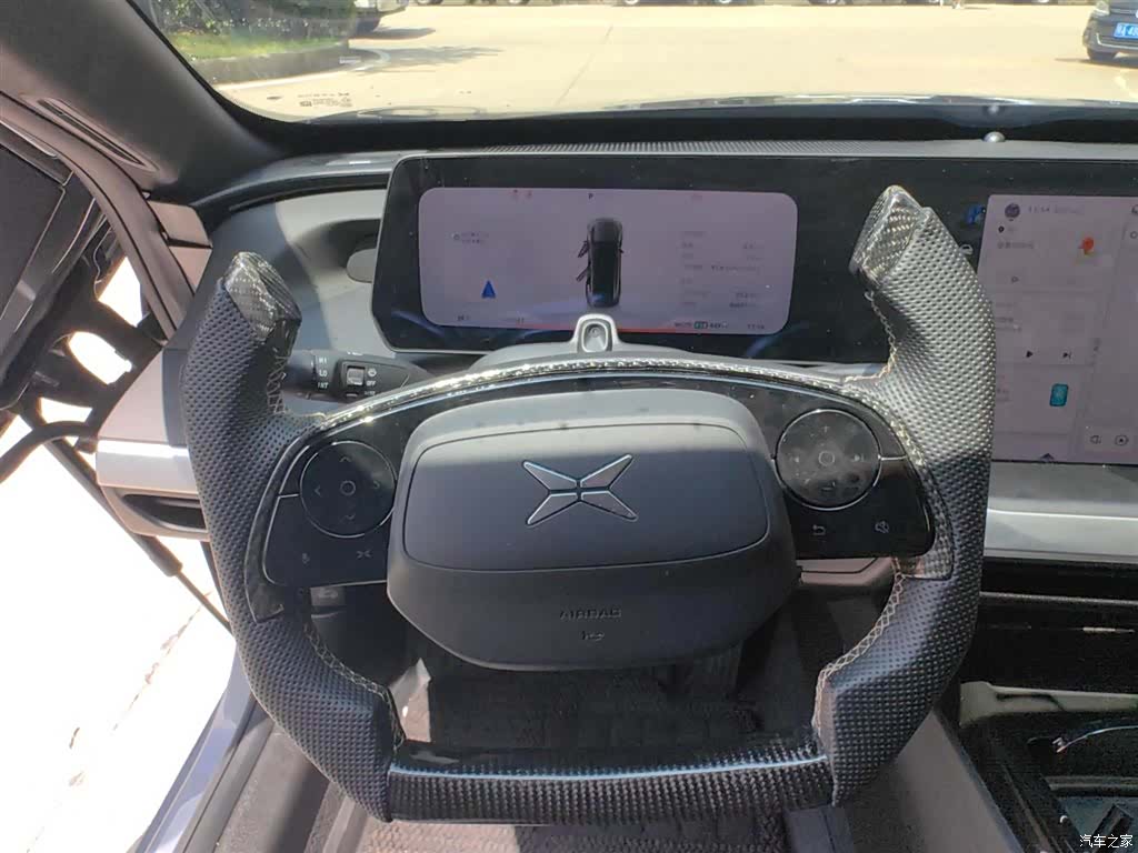 Xpeng P7, 2022 8