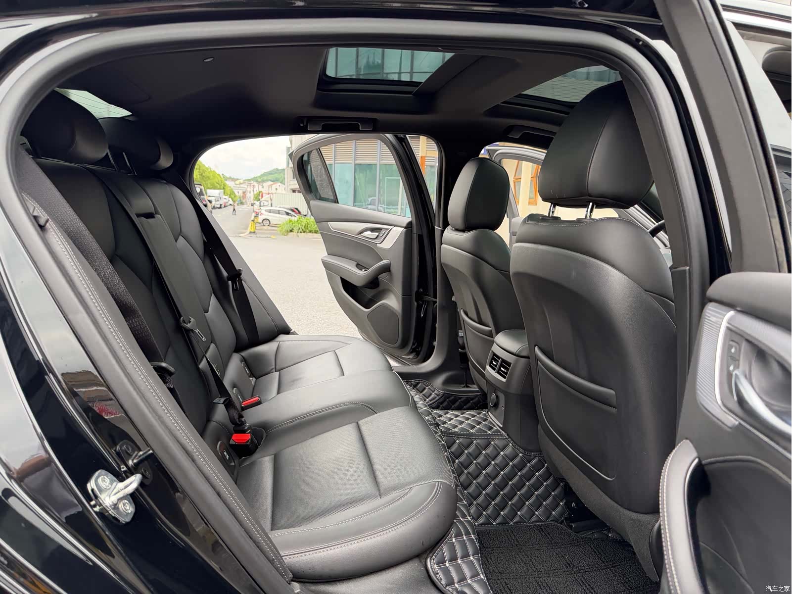 Cadillac CT5, 2023 11