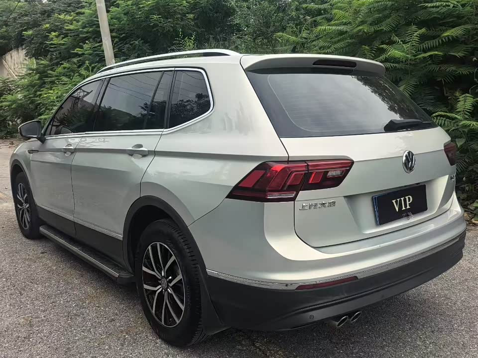Volkswagen Tiguan L Volkswagen Tiguan L