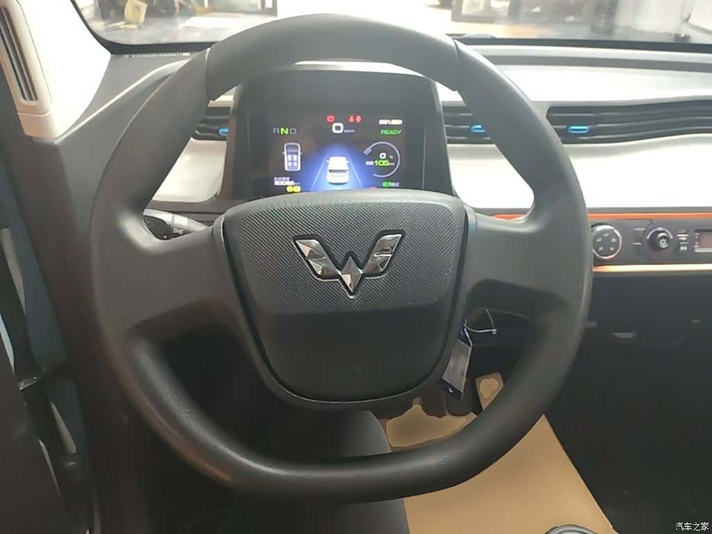 Wuling MINIEV, 2020 11