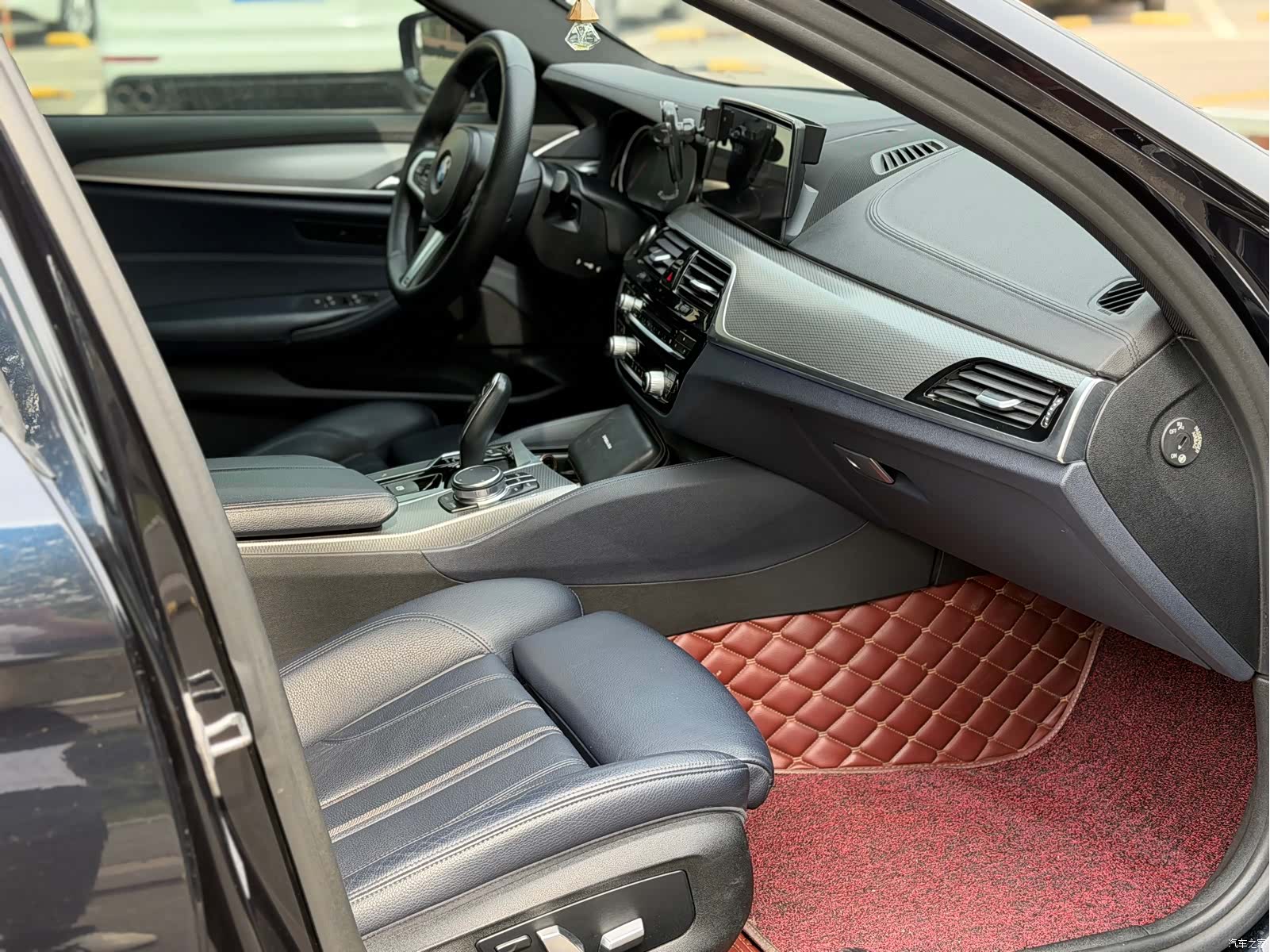 BMW 5 Series, 2018 10