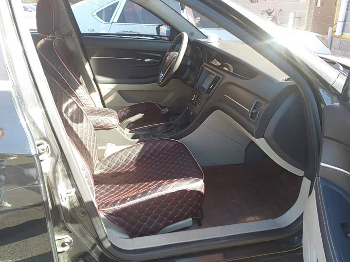 BAIC shen bao D50 2014 1.5L МКПП biao zhun ban