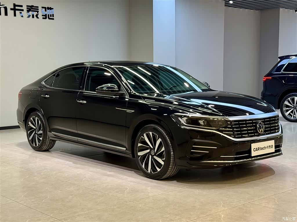 Volkswagen Passat, 2025 2