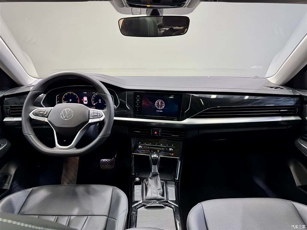 Volkswagen Passat, 2025 14