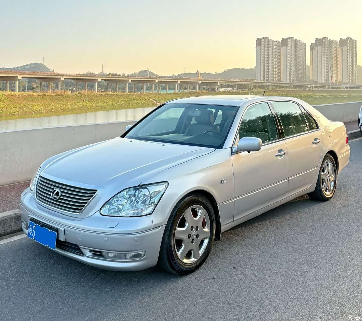Lexus LS, 2005 2