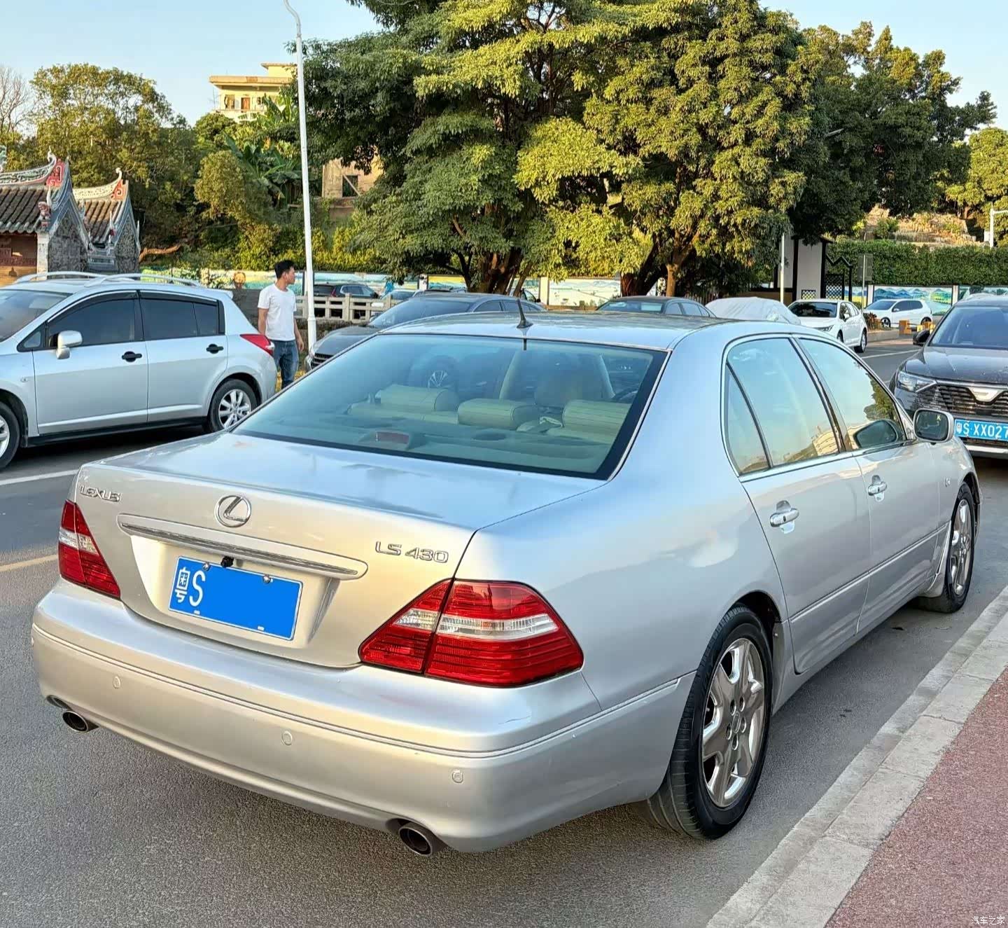 Lexus LS, 2005 все фото