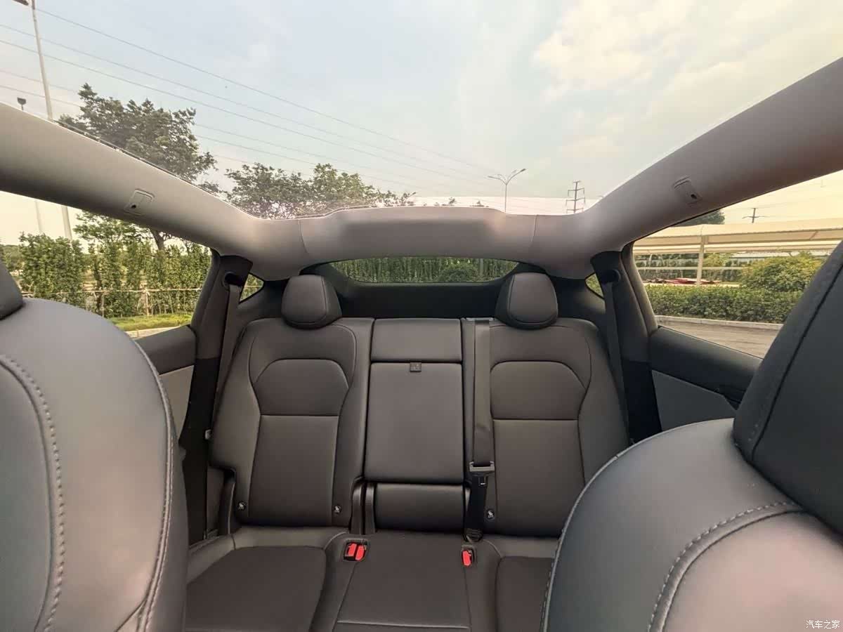 Tesla Model Y, 2025 15