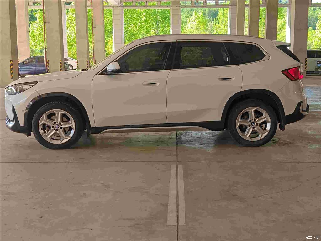 BMW X1, 2024 все фото
