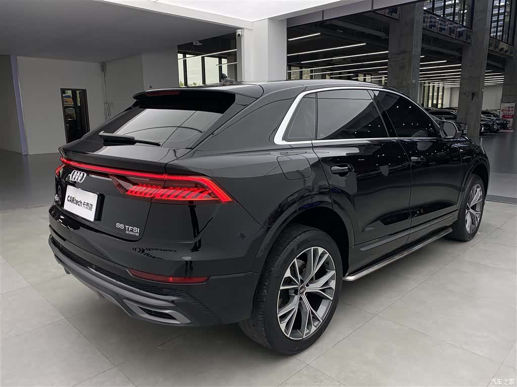 Audi Q8, 2022 34