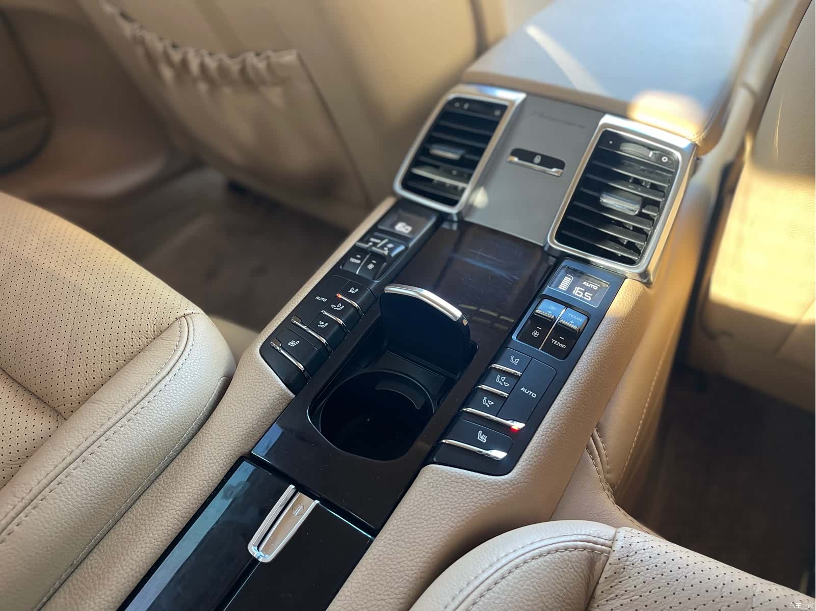 Porsche Panamera, 2014 11